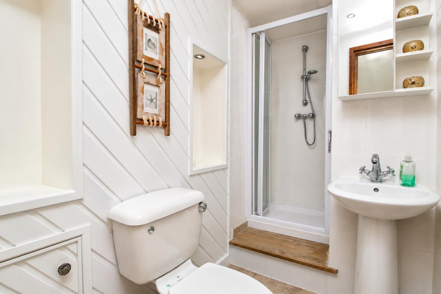 Carlina Place, Conniburrow, Milton Keynes